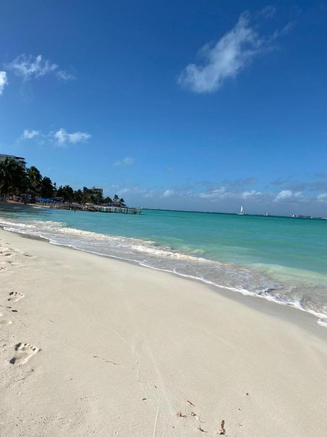 Itzé Isla Mujeres